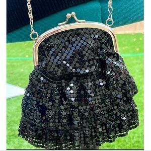 Vintage Black Chainmail Ruffle Flapper Gatsby Evening Bag Purse